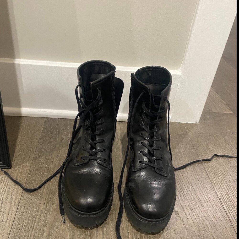 Thursday Boot Company Combat Boot Size 8 - Black